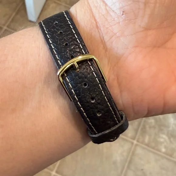 Vintage Lorus Quartz Disney Mickey Melody Alarm Watch - Gold Tone - Picture 5 of 16